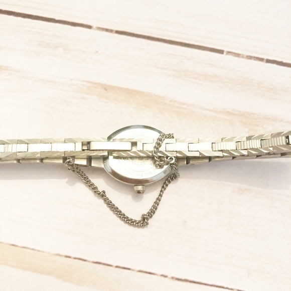 Berenger Red Class Wrist Watch - Picture 2 of 3